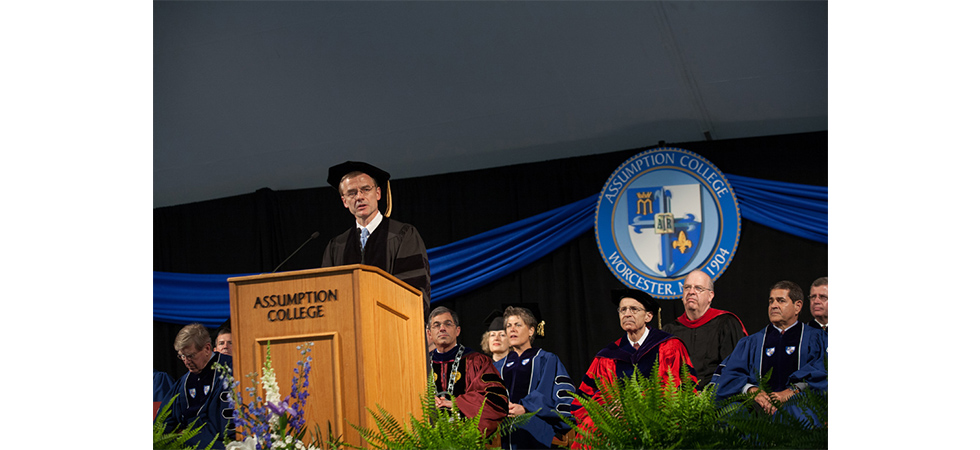 Richard DesLauriers ’82 Delivers Keynote Address to 605 Graduates at Assumption's 96th Commencement