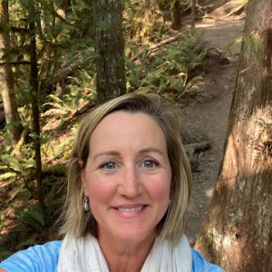 Portrait Picture of Heather Pecoraro