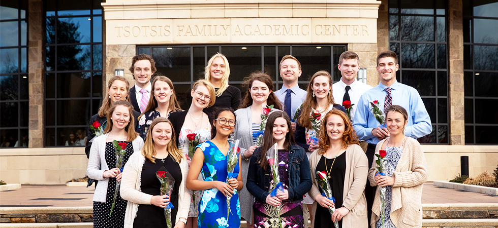 Honors Convocation Recognizes Students’ Academic Excellence