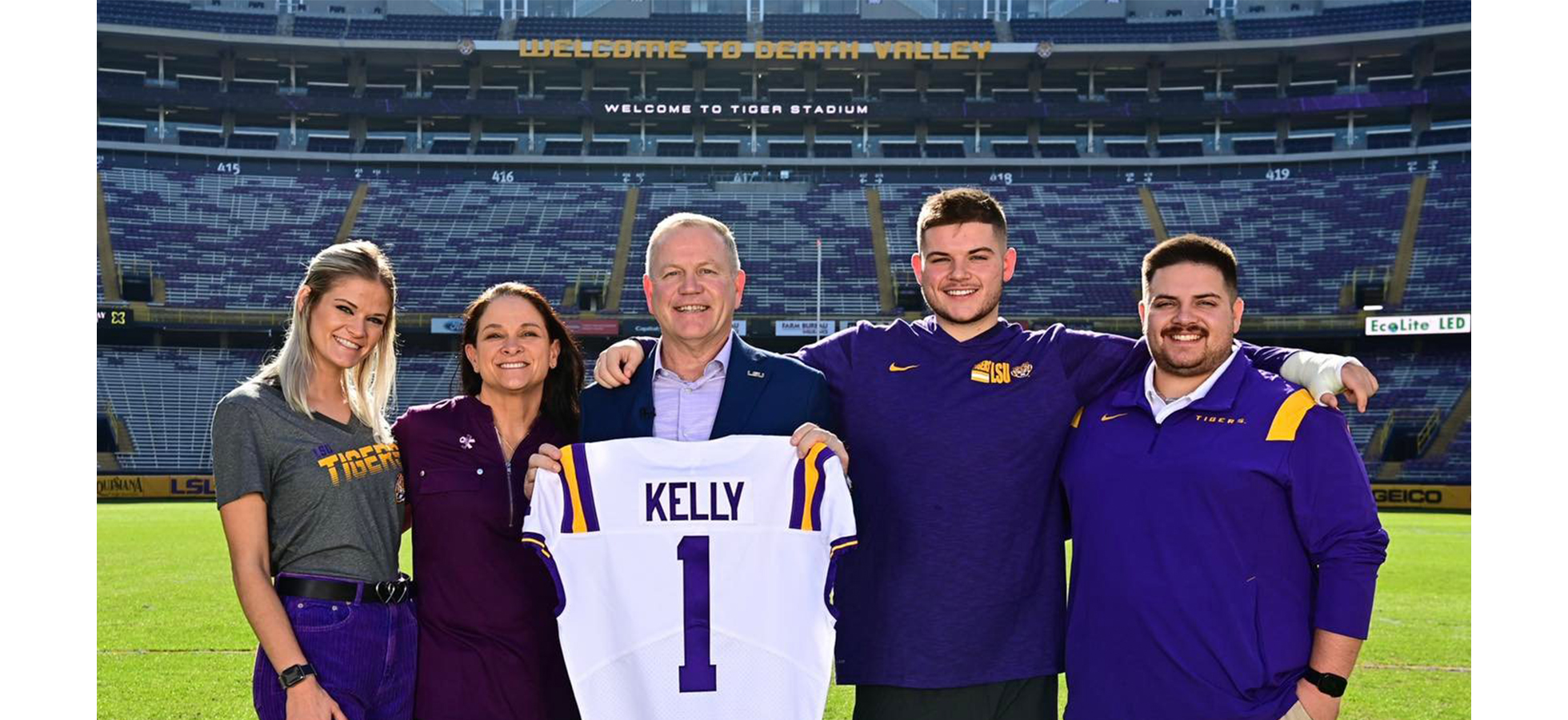 Kelly '83, HD'12 Named 34th Head Coach of Storied LSU Football Program -  Assumption University