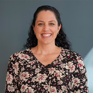 Portrait Picture of Kristen Vogel