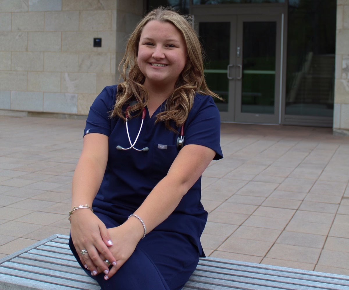 Headshot of Molly Jordan
