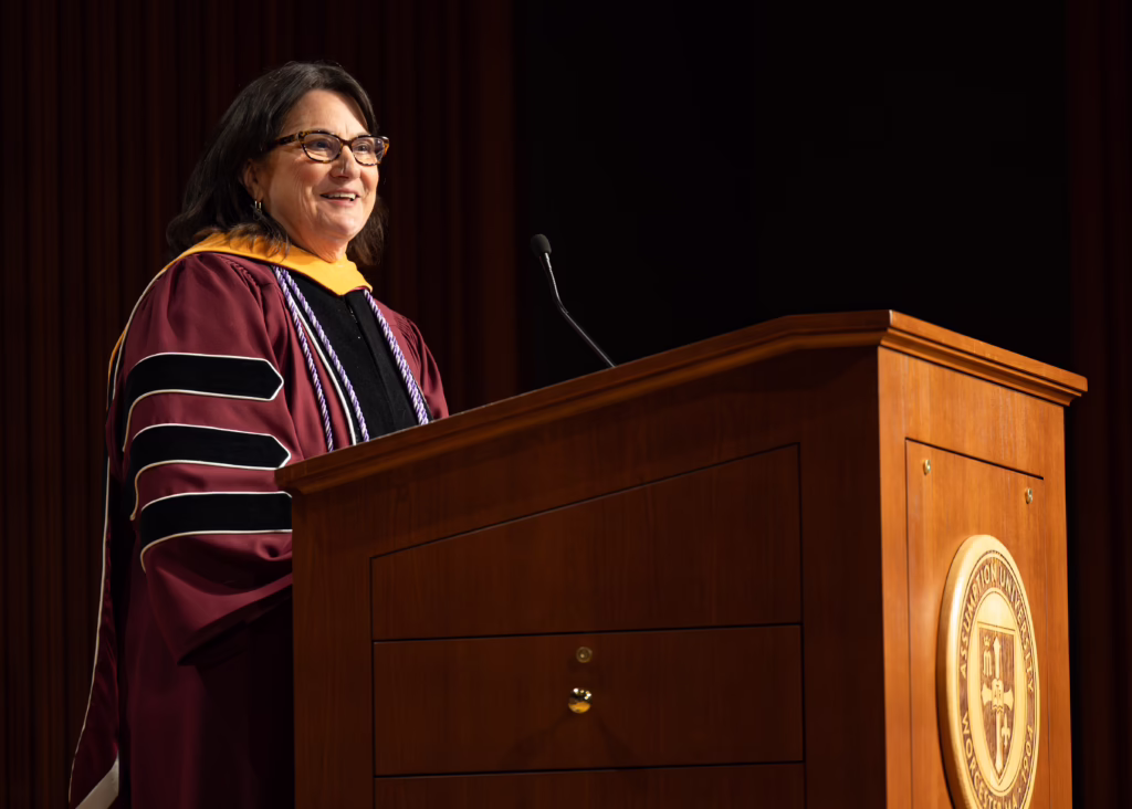 Dean Jennifer Morton speaks at Nursing Pinning.