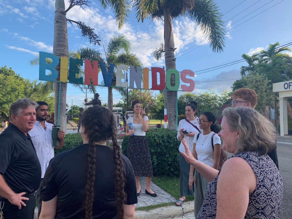 Assumption community members on the SEND service trip in the Dominican Republic